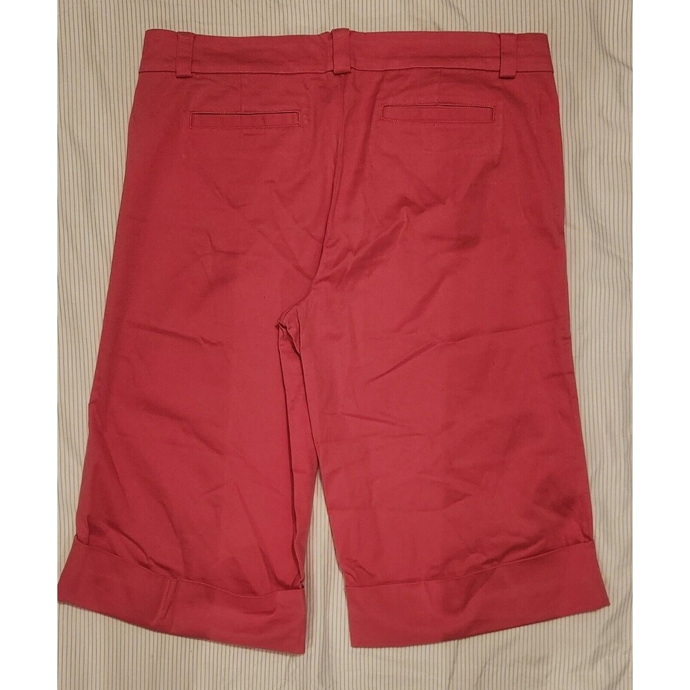 Lilly Pulitzer Pink Palm Beach Fit Cuffed Knee Length Shorts - Picture 2 of 4